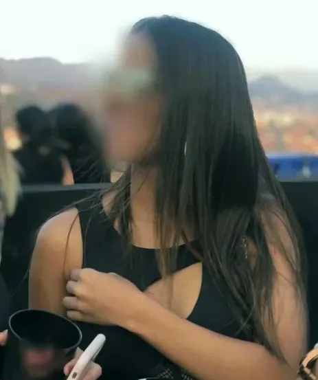 Anja, 23