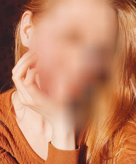 Eva, 29