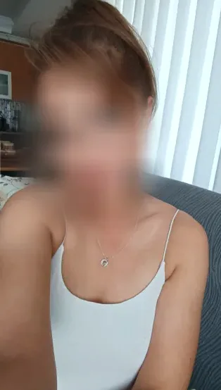 Pia, 39