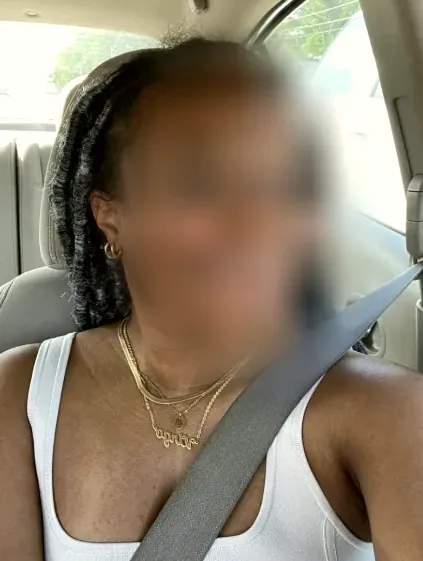 Selina, 20